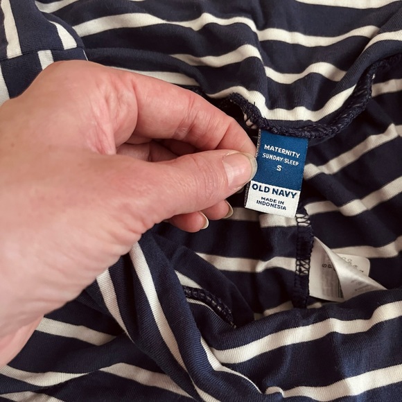 Maternity Rollover-Waist Ultra-Soft Sunday Sleep Shorts -- 3.75-inch inseam - Picture 8 of 11